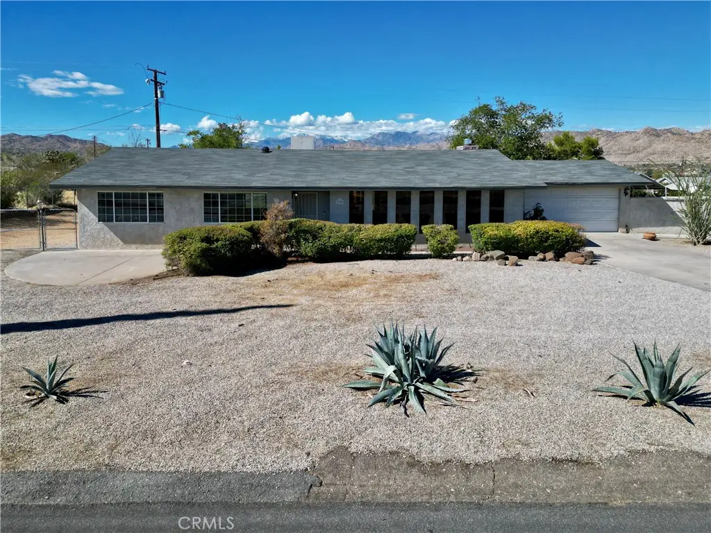 7390 Victoria Avenue, Yucca Valley, CA 92284 - #1