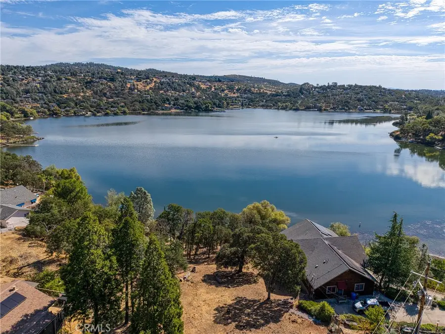 17200 Knollview Drive, Hidden Valley Lake, CA 95467 - Image #2