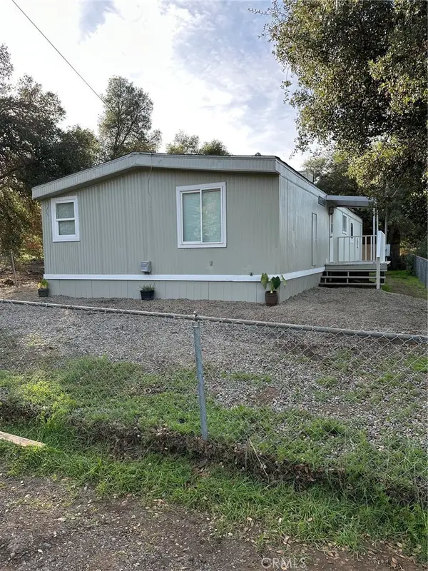 2975 12th Street, Clearlake, CA 95422