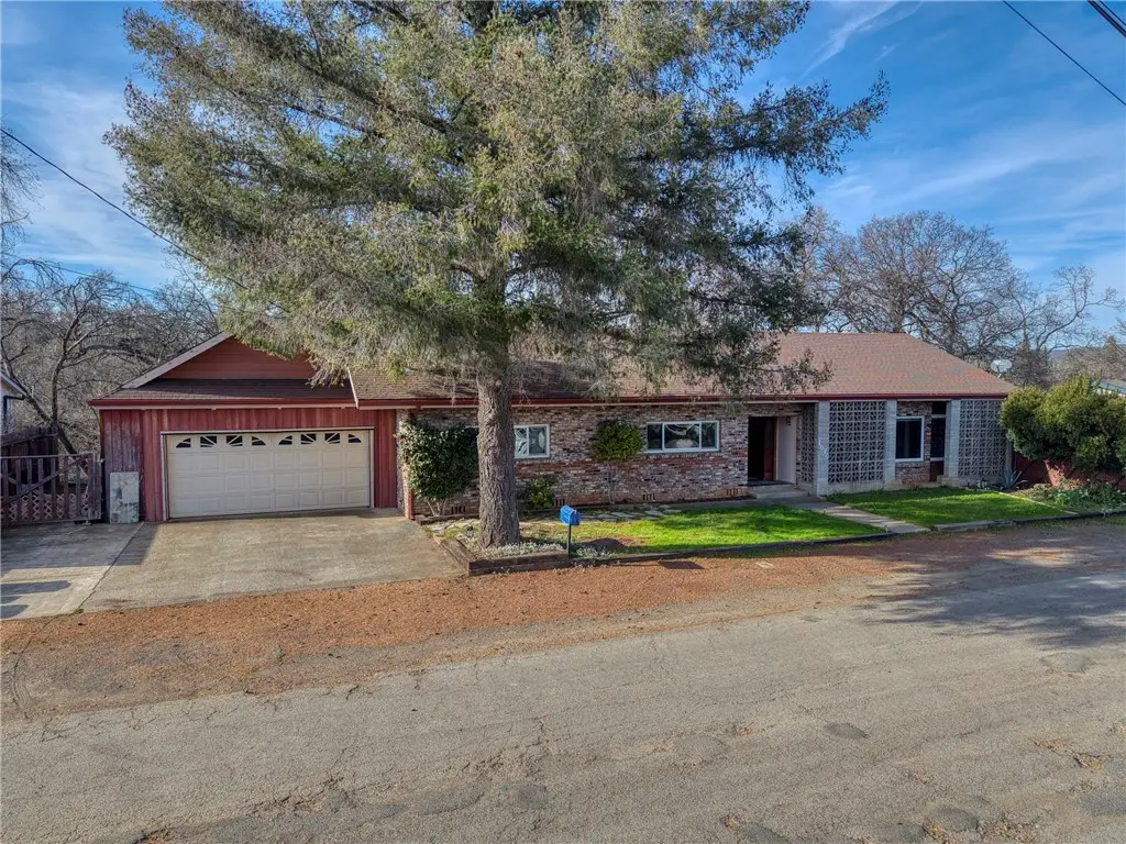 1070 24th Street, Lakeport, CA 95453 - #1