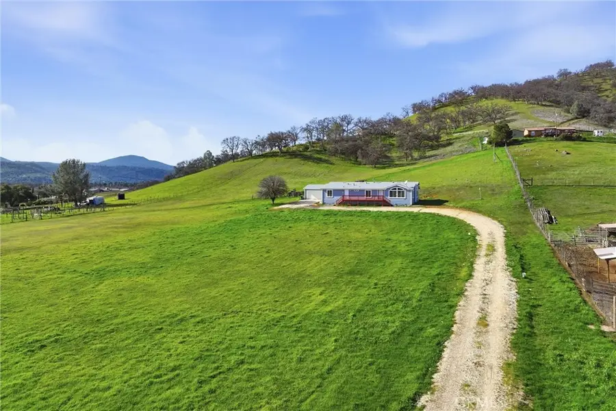 2805 Smith Lane, Clearlake, CA 95422 - Image #2