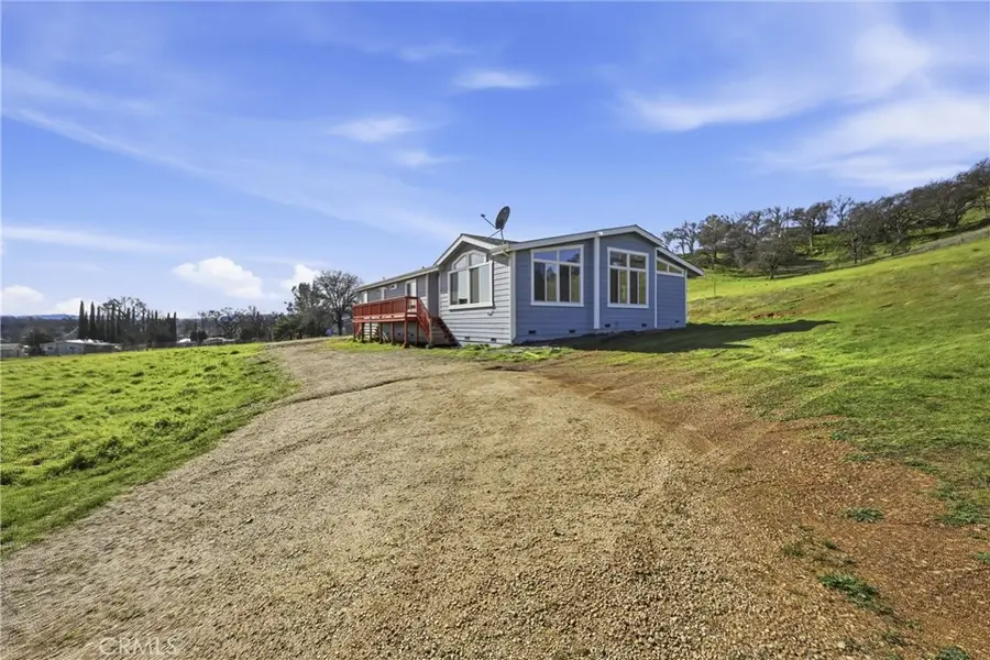 2805 Smith Lane, Clearlake, CA 95422 - Image #3