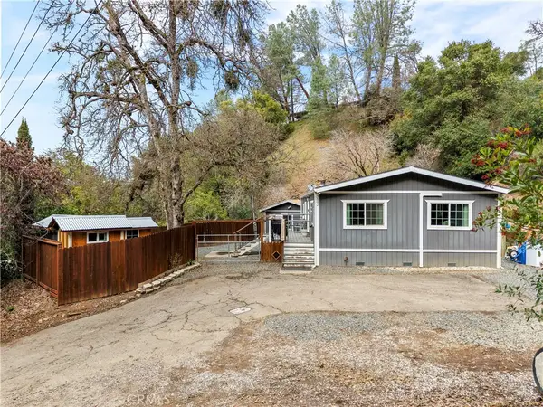 7092 Sonja Lu, Lucerne, CA 95458