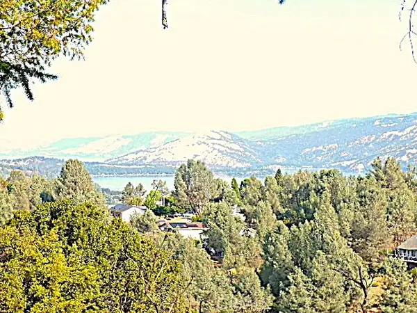 10450 Sunset Ridge Drive, Kelseyville, CA 95451