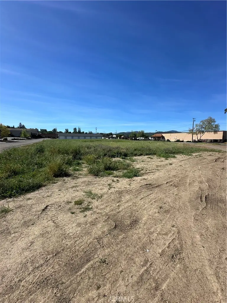 3385 Washington Street, Clearlake, CA 95422 - #2