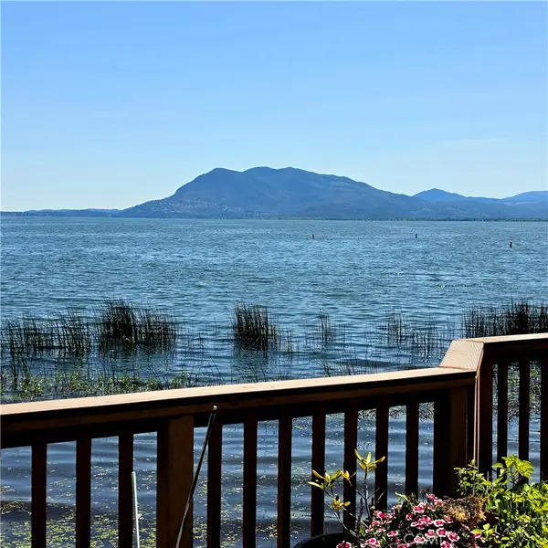 5830 Robin Hill #4, Lakeport, CA 95453