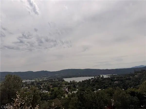 12450 Mountain View, Clearlake Oaks, CA 95423