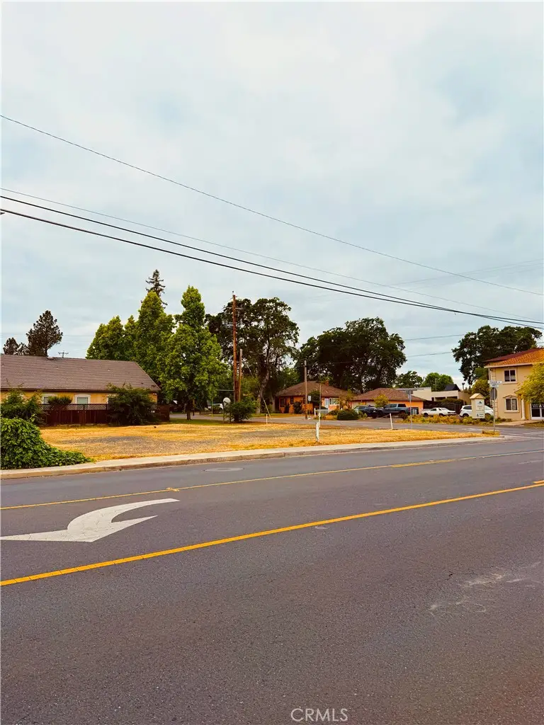 1095 N Main, Lakeport, CA 95453 - #1