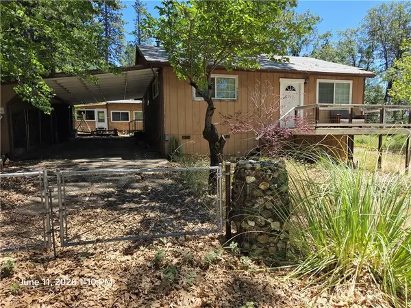 10498 Redwood Road, Loch Lomond, CA 95426