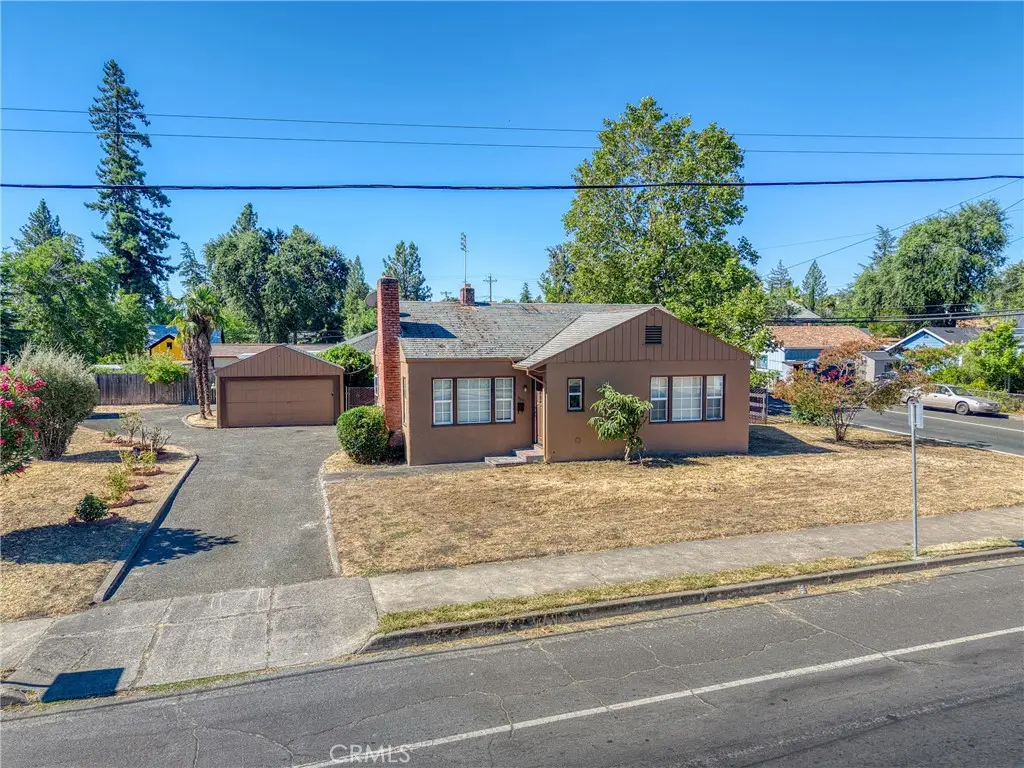 295 Clearlake Avenue, Lakeport, CA 95453 - #1