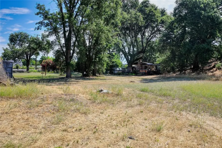 3271 Washington, Clearlake, CA 95422 - #3