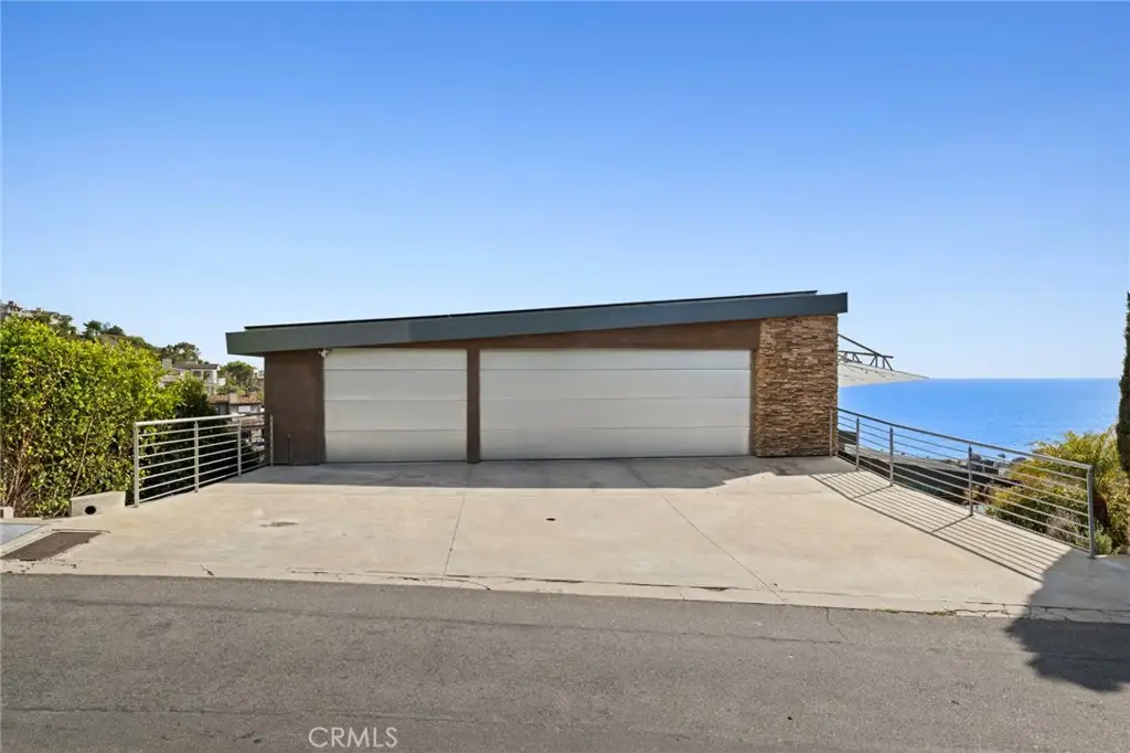 856 Diamond, Laguna Beach, CA 92651 - #1