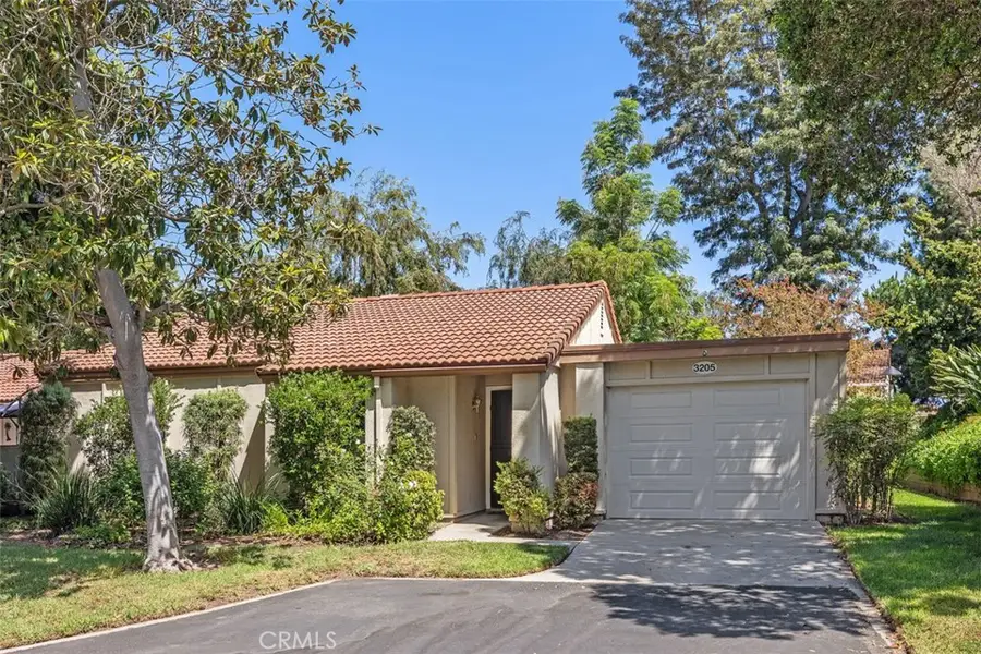 3205 Via Buena Vista #D, Laguna Woods, CA 92637 - #3