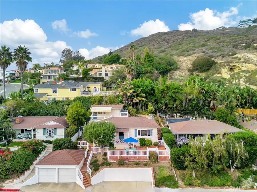 924 Park Avenue, Laguna Beach, CA 92651 - #2