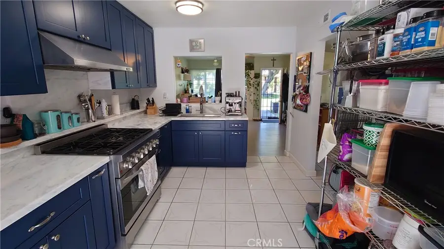 4109 W 5th, Santa Ana, CA 92703 - #3