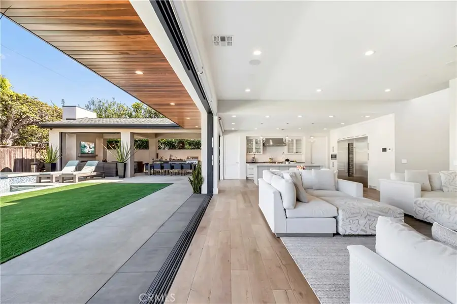 660 Kings Road, Newport Beach, CA 92663 - #3