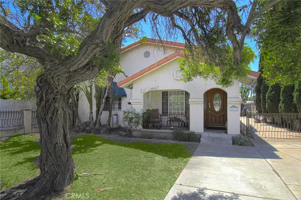 2094 Orange Avenue, Costa Mesa, CA 92627 - #1