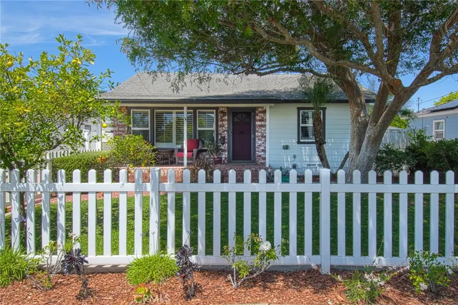 1925 Fullerton Avenue, Costa Mesa, CA 92627 - #2