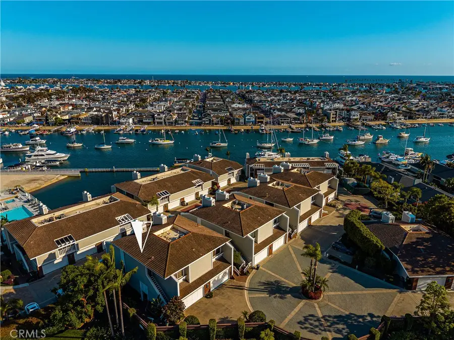 994 Bayside Cove, Newport Beach, CA 92660 - #3