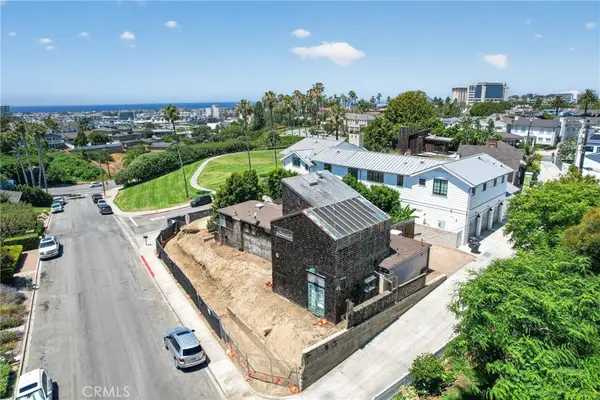 2700 Cliff, Newport Beach, CA 92663