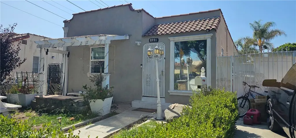 8991 Victoria Avenue, South Gate, CA 90280 - #1
