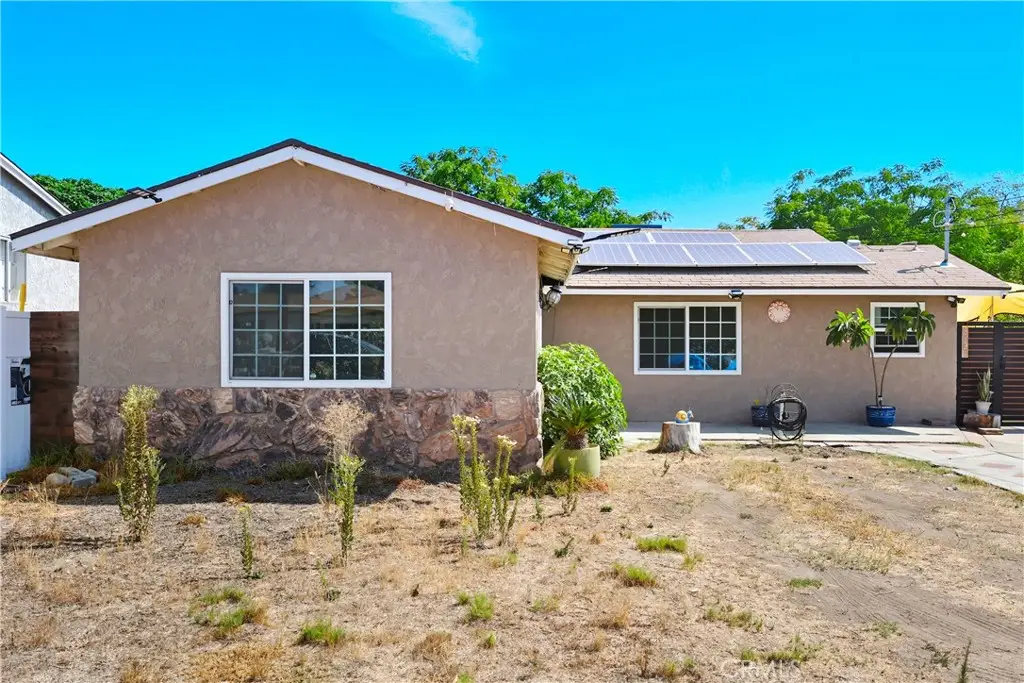 8621 Cypress, Fontana, CA 92335 - Image #1