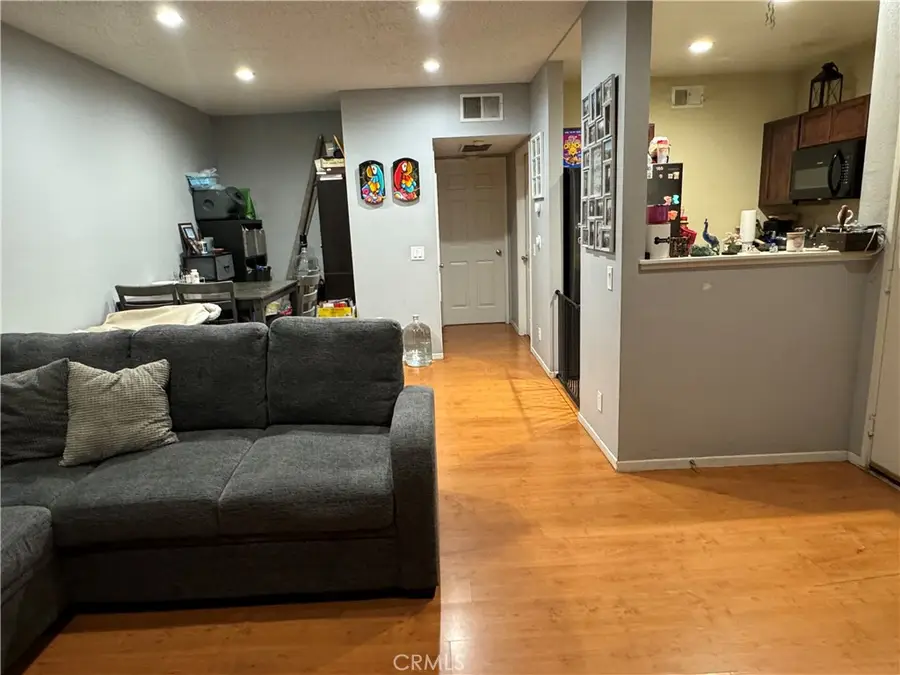 11150 Glenoaks, Pacoima, CA 91331 - Image #2