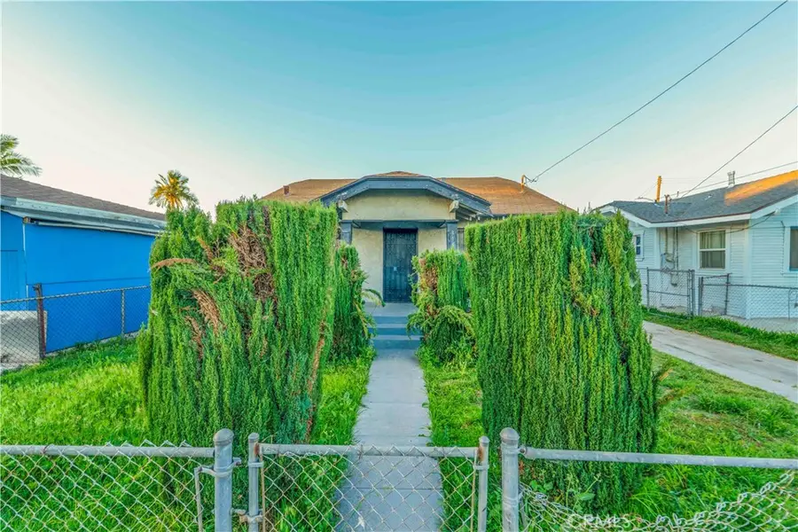 315 W Cedar, Compton, CA 90220 - #2