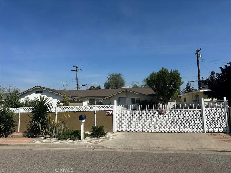 322 N Dayton, Tulare, CA 93274 - #2
