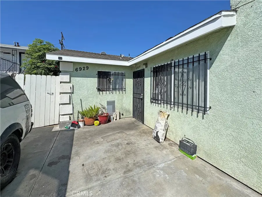 6927 Estrella Avenue, Los Angeles, CA 90044 - #3