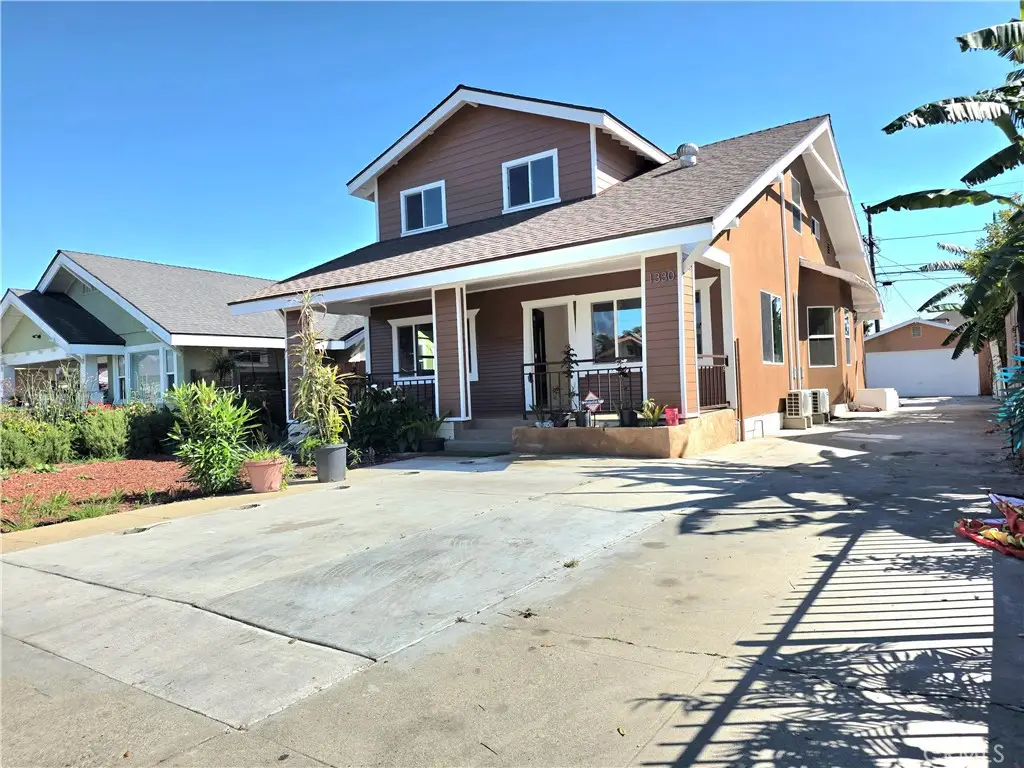 1330 W 48th, Los Angeles, CA 90037 - #1