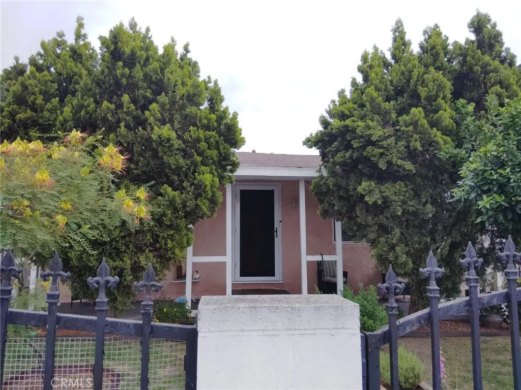 8206 Bell Avenue, Los Angeles, CA 90001 - #1