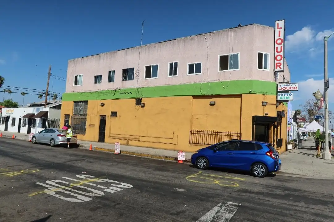 2829 W Jefferson, Los Angeles, CA 90018 - #1