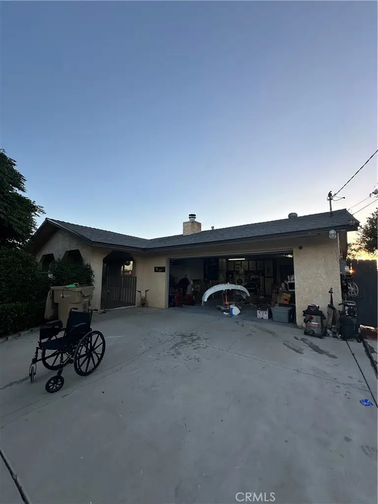 7520 Oakwood Avenue, Hesperia, CA 92345 - #1