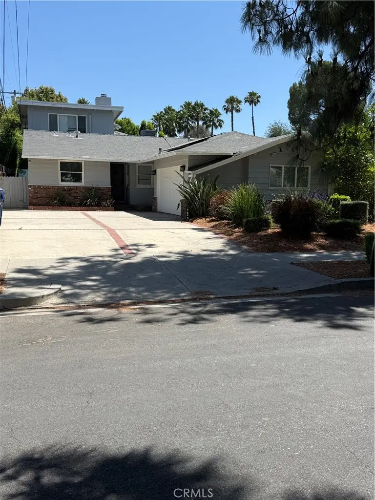 22814 Collins, Woodland Hills, CA 91367 - #1