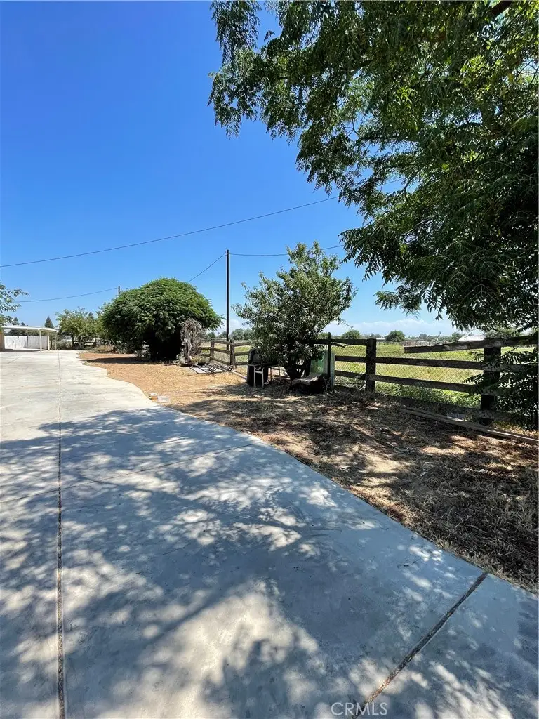 3686 W Dudley, Fresno, CA 93722 - #1