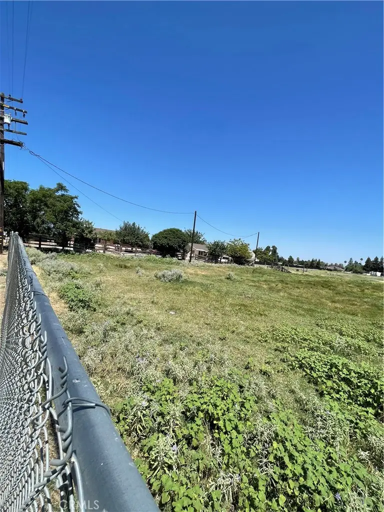 3686 W Dudley, Fresno, CA 93722 - #3