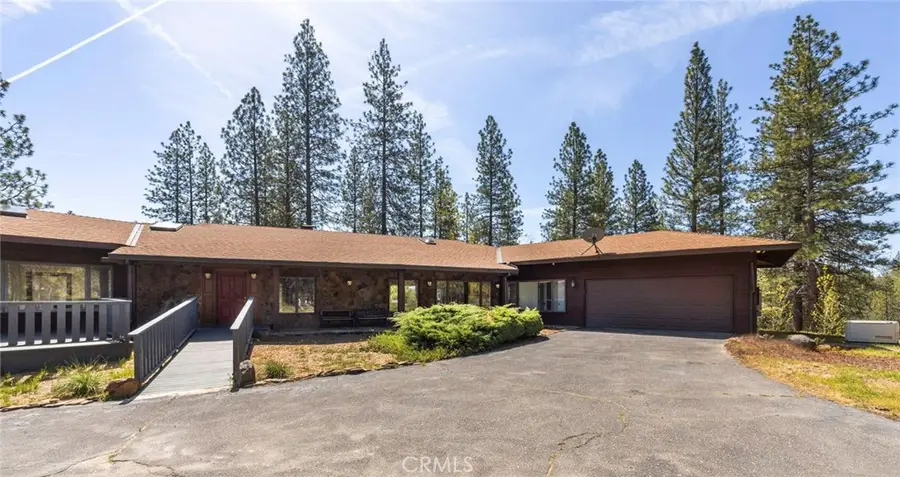 10379 Mcmahon Road, Coulterville, CA 95311 - #2