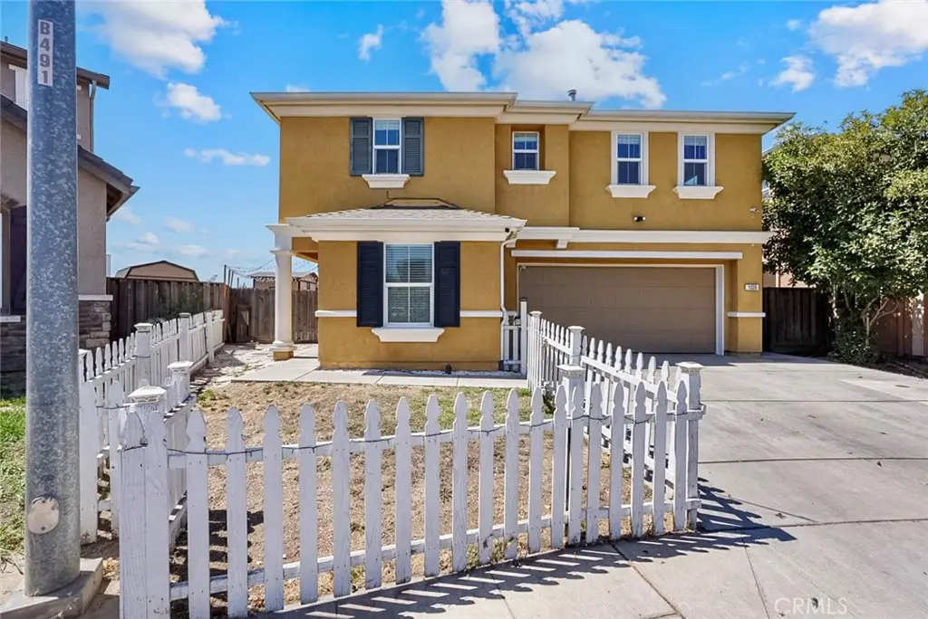 1026 Papaya Street, Madera, CA 93638 - Image #1