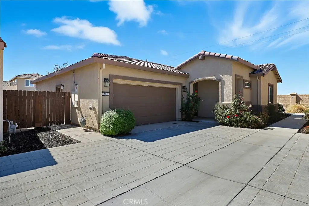 737 Betten, Los Banos, CA 93635 - Image #1