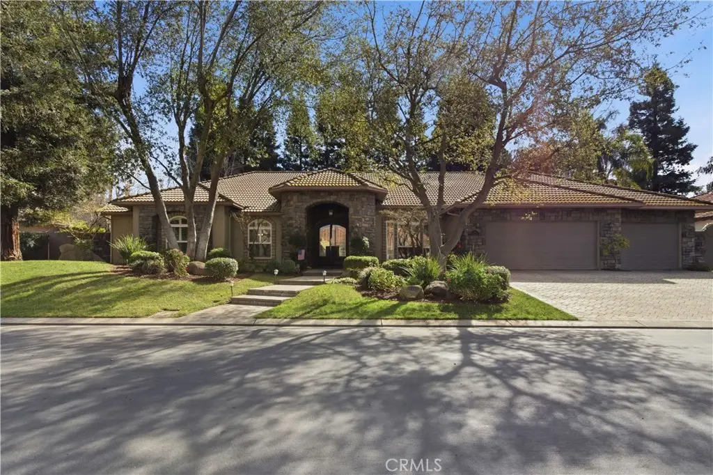 2144 King Arthur Court, Merced, CA 95340 - #1