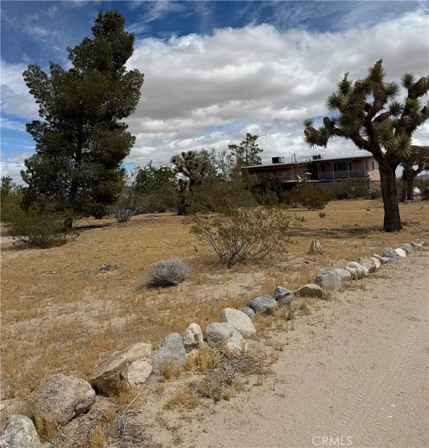 9511 Anza Trl, Lucerne Valley, CA 92356 - #2