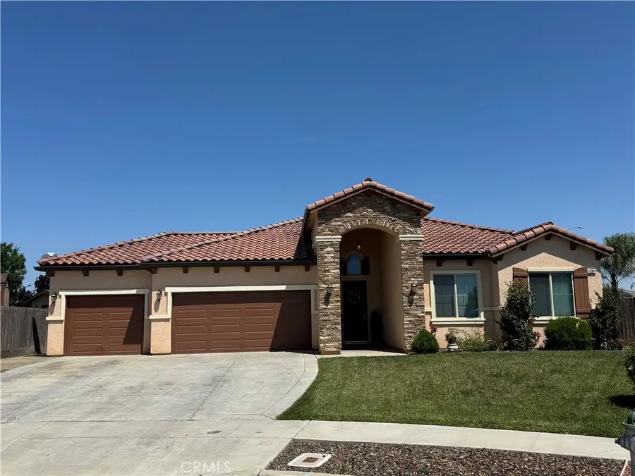 16004 W Ashli Avenue, Kerman, CA 93630 - #3