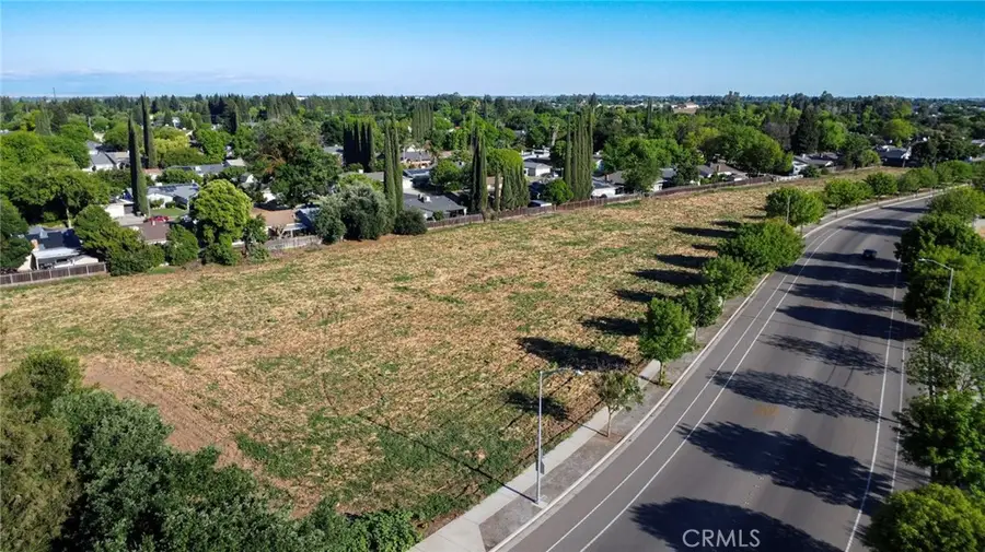 1800 E South Bear Creek Drive, Merced, CA 95340 - #2