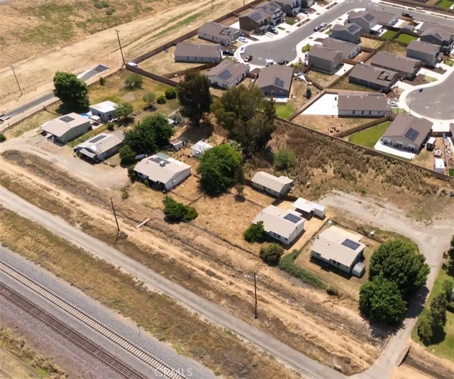 3411 Baker, Merced, CA 95341 - #3