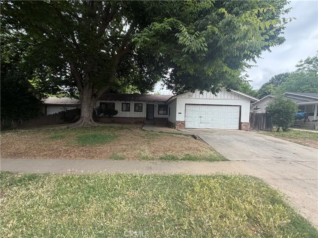 1163 W 25th, Merced, CA 95340 - #1