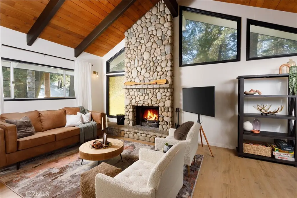 825 Lake View Lane, Twin Peaks, CA 92391 - #1