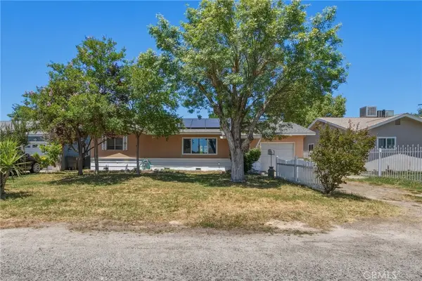 6812 Helton, Winton, CA 95388