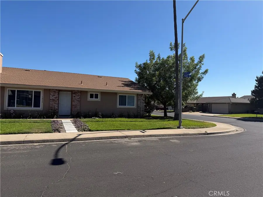 1820 Ogden, Turlock, CA 95380 - #2
