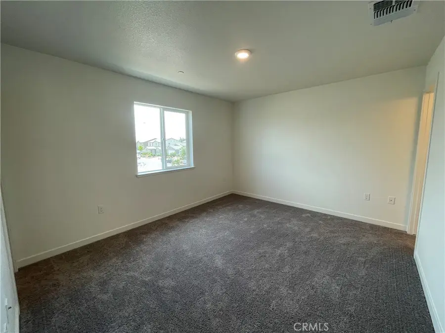 708 Stone Ridge East Avenue, Merced, CA 95341 - #2